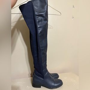 Navy blue thigh, high Shoe Dazzle flat boots, size 5.5.